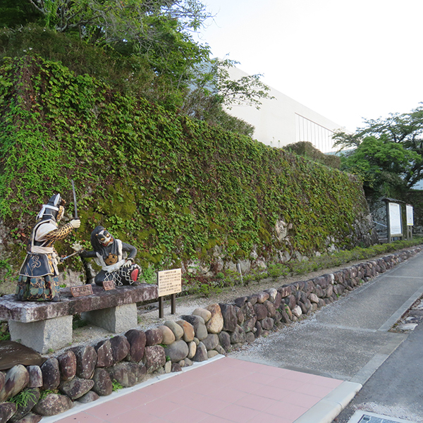 t02-みち歩き 成羽〜備中とと道:プチウォーク(成羽〜窓坂) 陣屋町成羽から窓坂を目指す - 画像 (3)